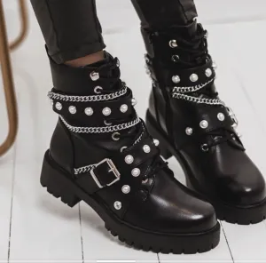 Black Kiss - Gothic Motorcycle Boots with Chunky Heel by The Nevermore