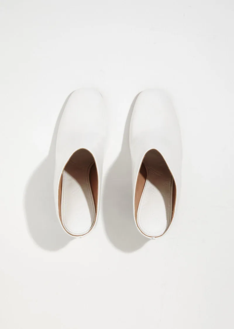 Brushed Effect Clogs