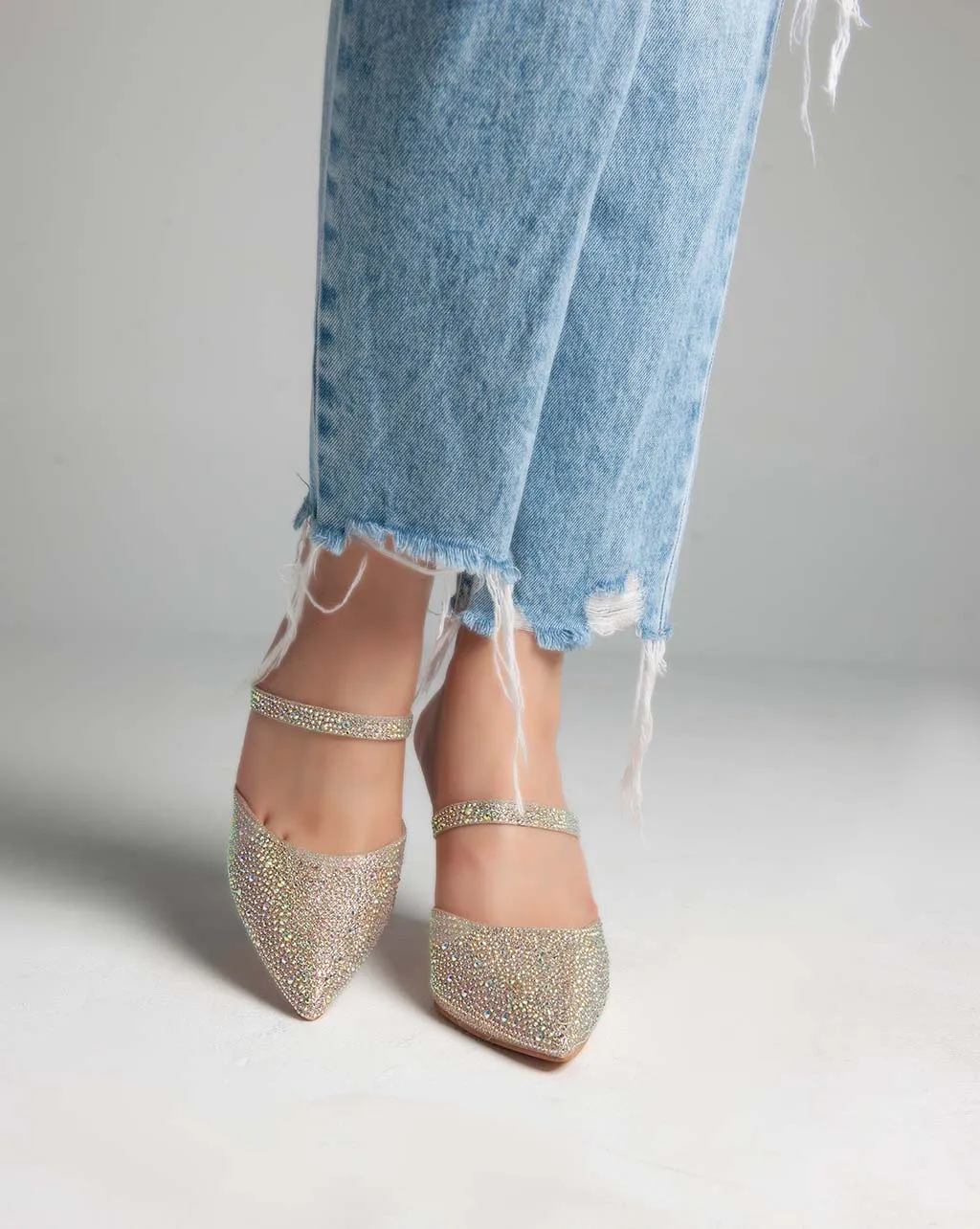 Closed Toe Strass Mules - Sandals - Gold