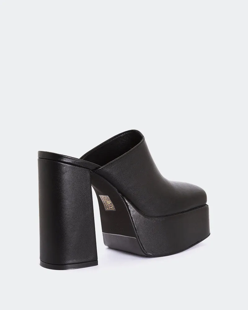 Drainy Black Leather