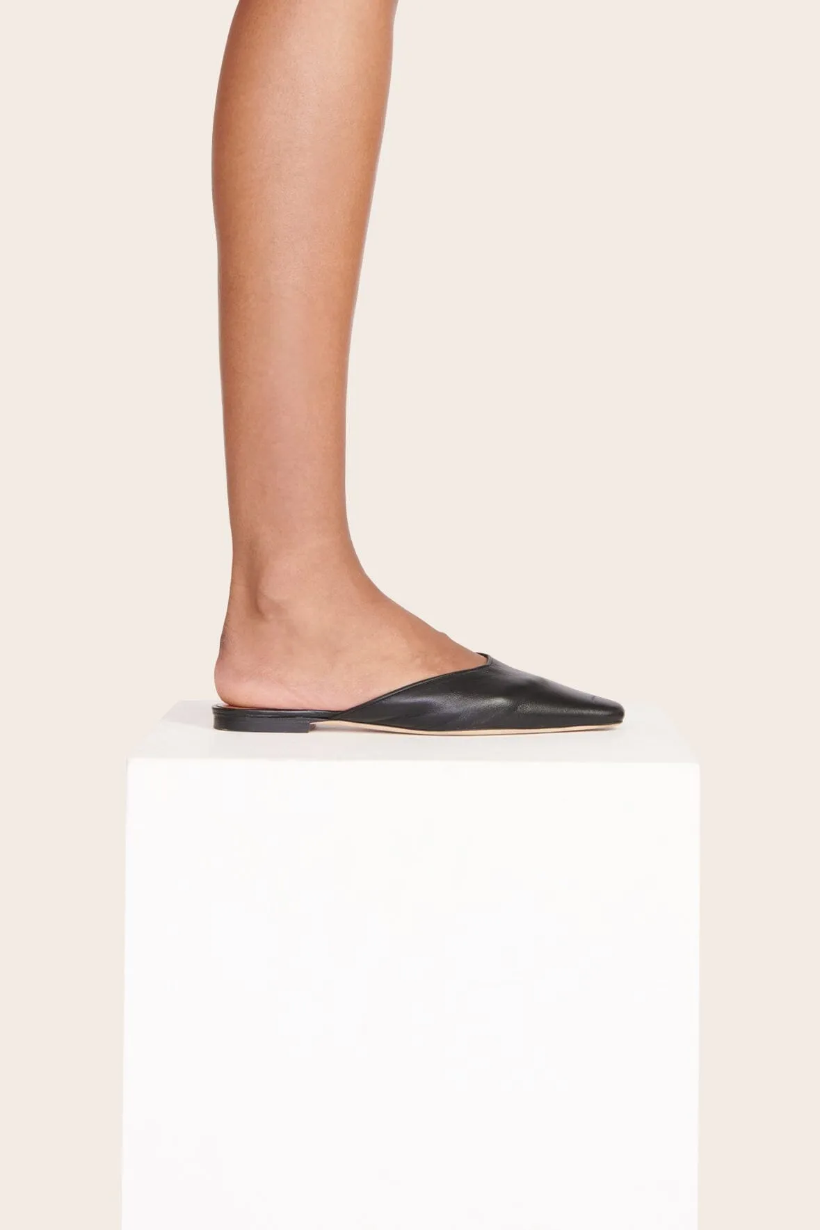GIGI MULE | BLACK