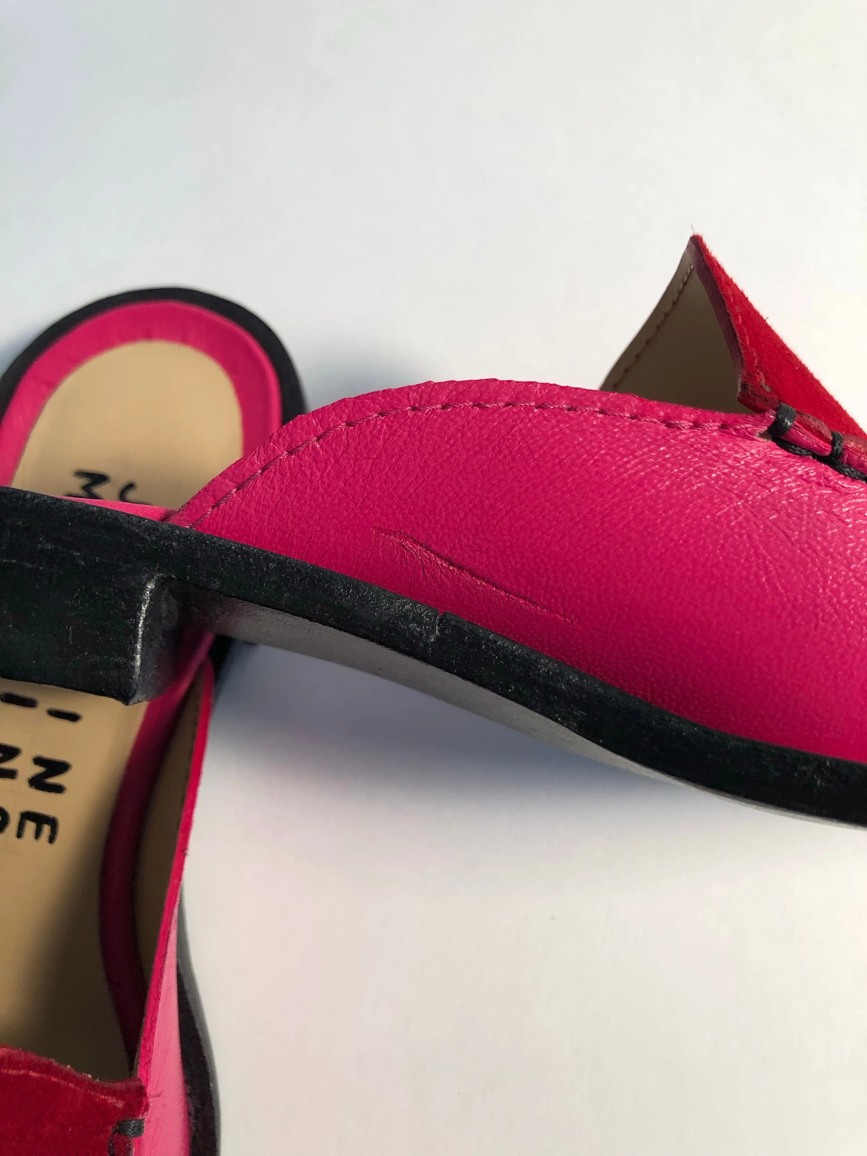 Size 6- Fuchsia Pink Mule