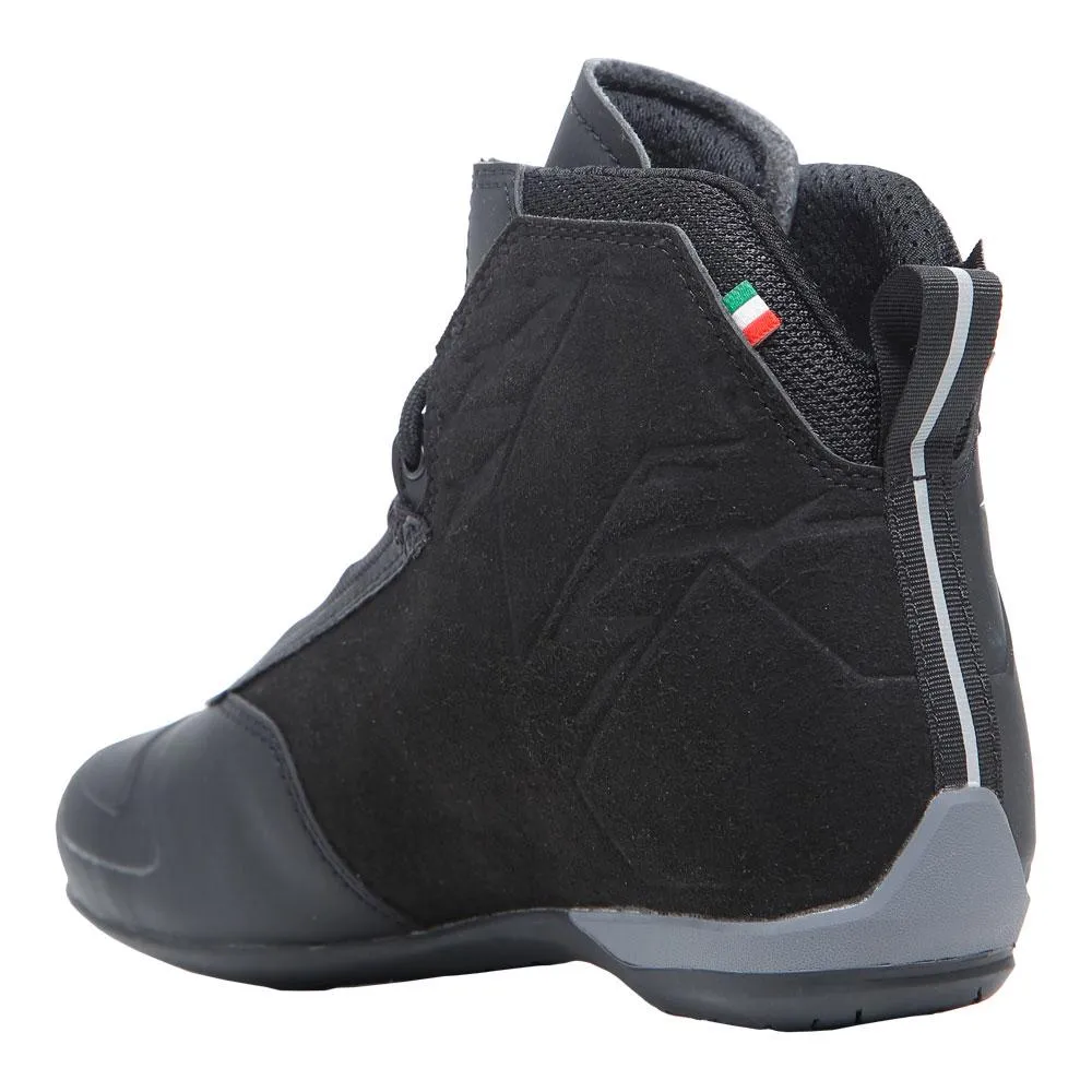 TCX WOMENS RO4D AIR WATERPROOF MOTORCYCLE BOOTS BLACK/WHITE