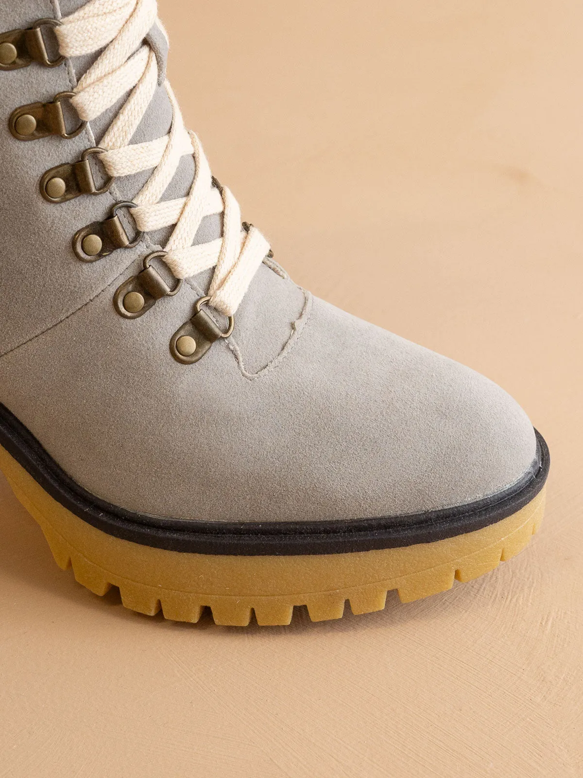 The Madilyn | Grey Platform Shearling Boots