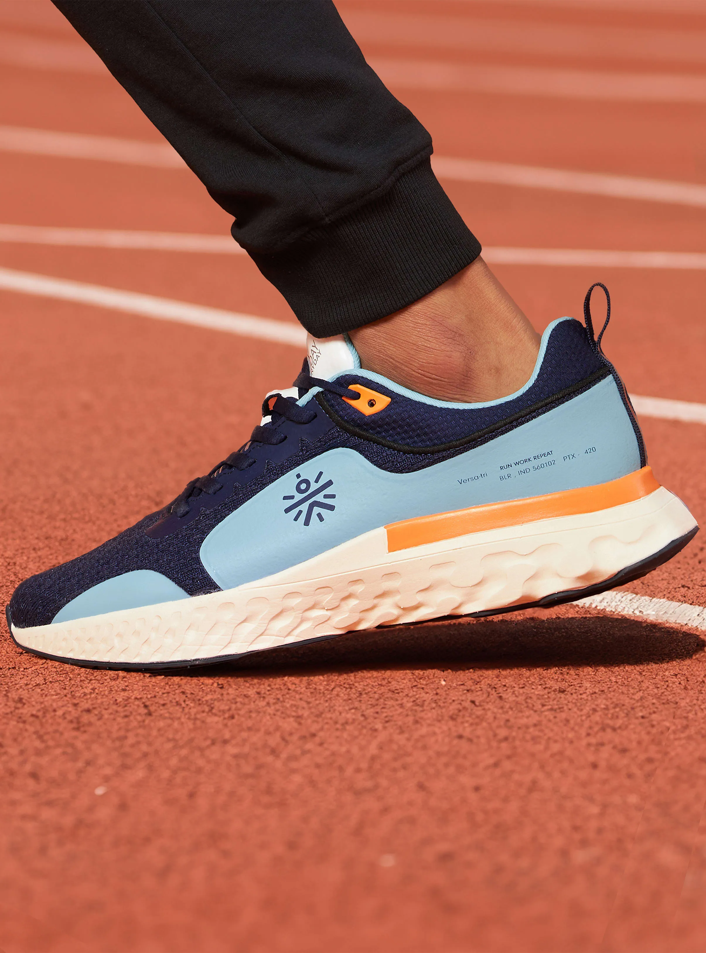 Versa Maze Men Running Shoes - Clay/Aqua