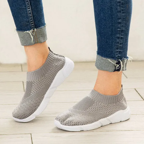 Women Breathable Elastic Cloth Sneakers Platform Slip On Sneakers Plus Size Loafers